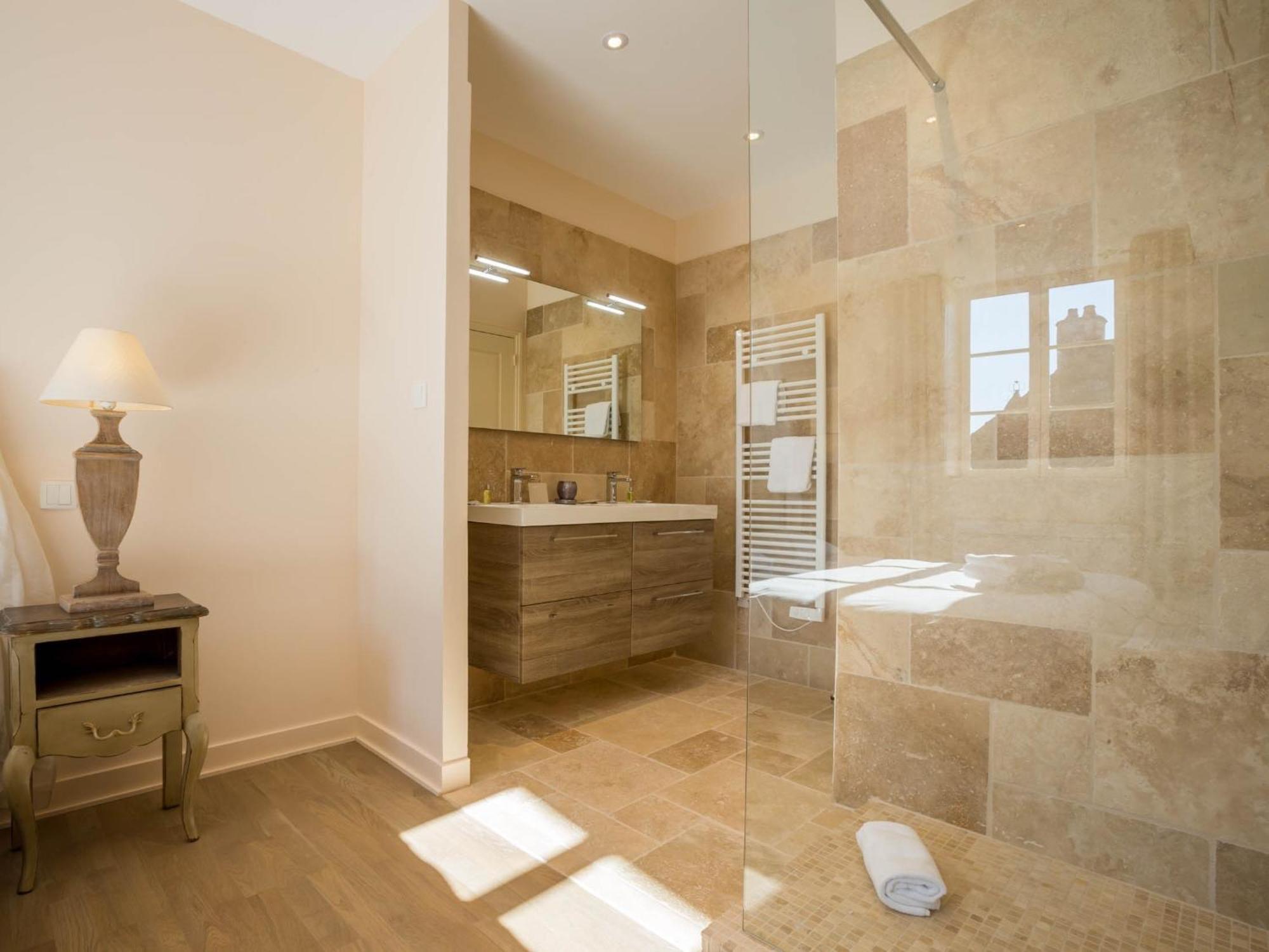 Le Cara - 4 Appartements Calmes Et Chics Au Coeur De Beaune Beaune  Quarto foto