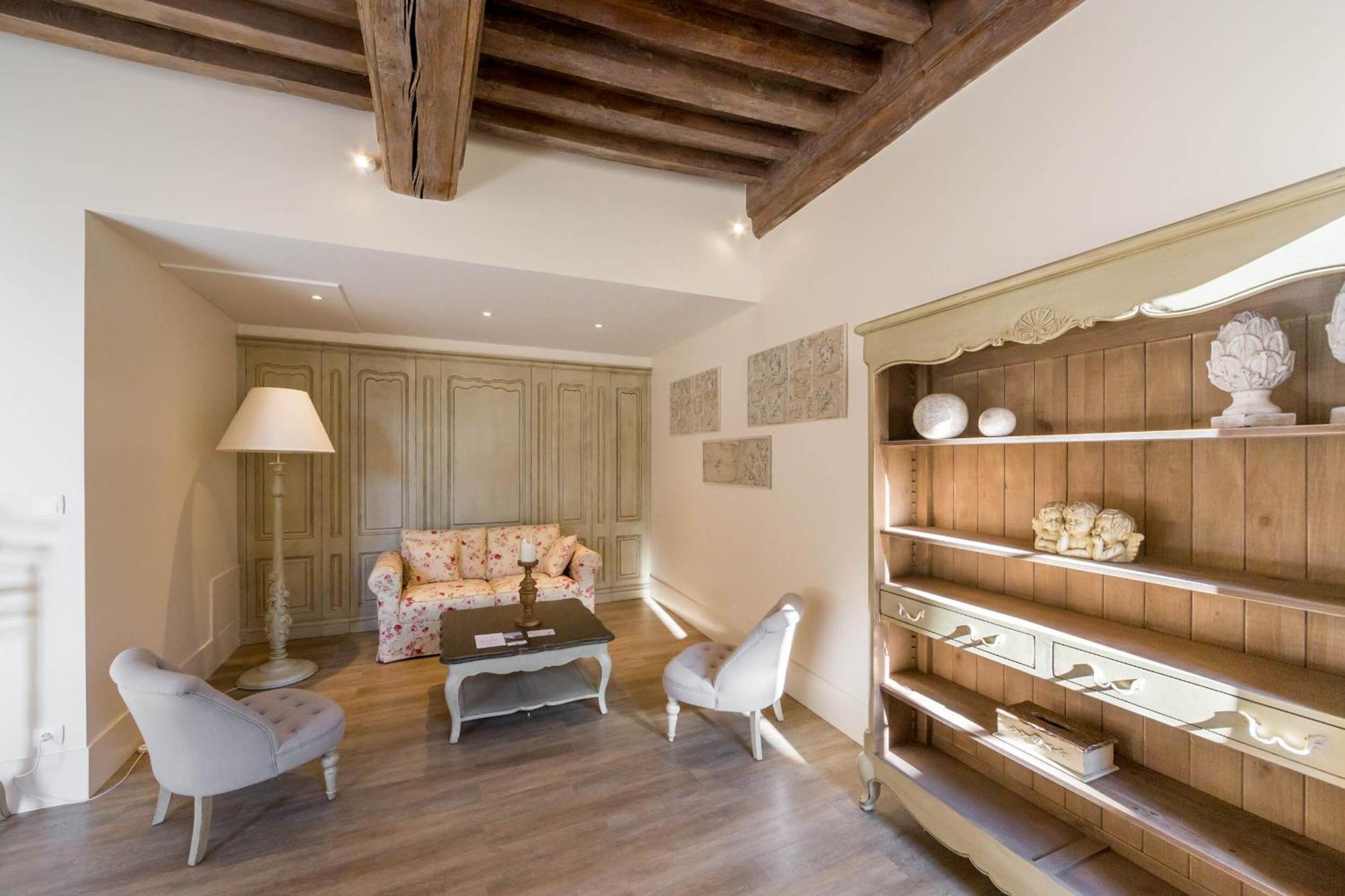 Le Cara - 4 Appartements Calmes Et Chics Au Coeur De Beaune Beaune  Quarto foto
