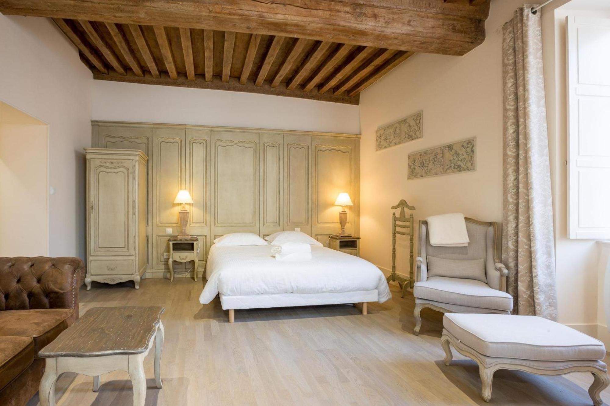 Le Cara - 4 Appartements Calmes Et Chics Au Coeur De Beaune Beaune  Quarto foto